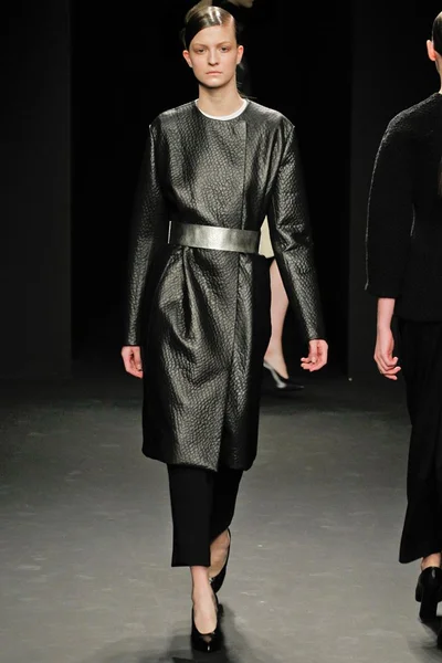 Look 17